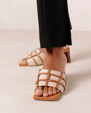 Dione Sandals