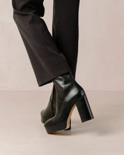 Theo Boots