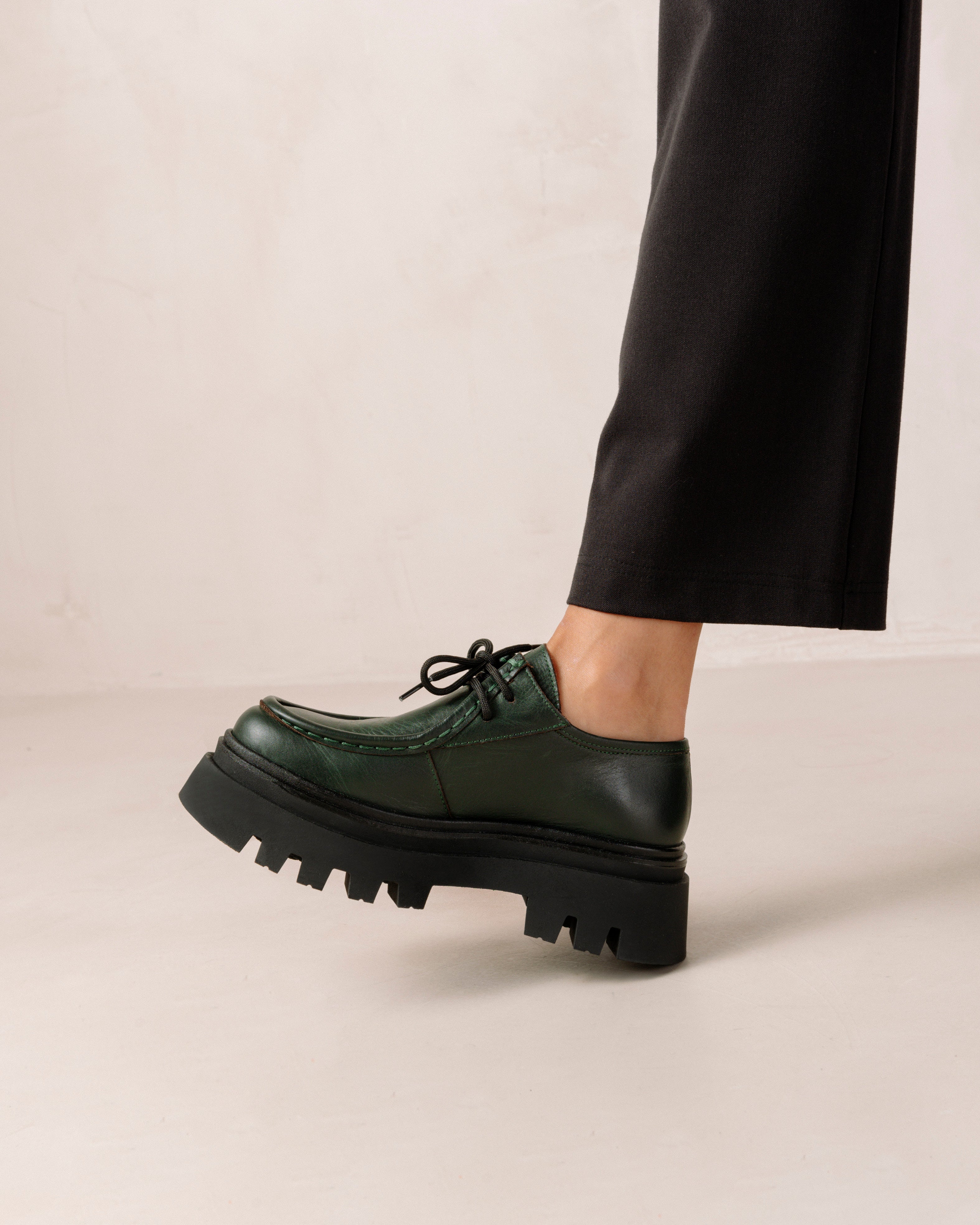 tycoon-jade-green-leather-loafers-loafers-alohas-822799_00480e3b-707e-444f-ab92-3be1c464d63f.jpg