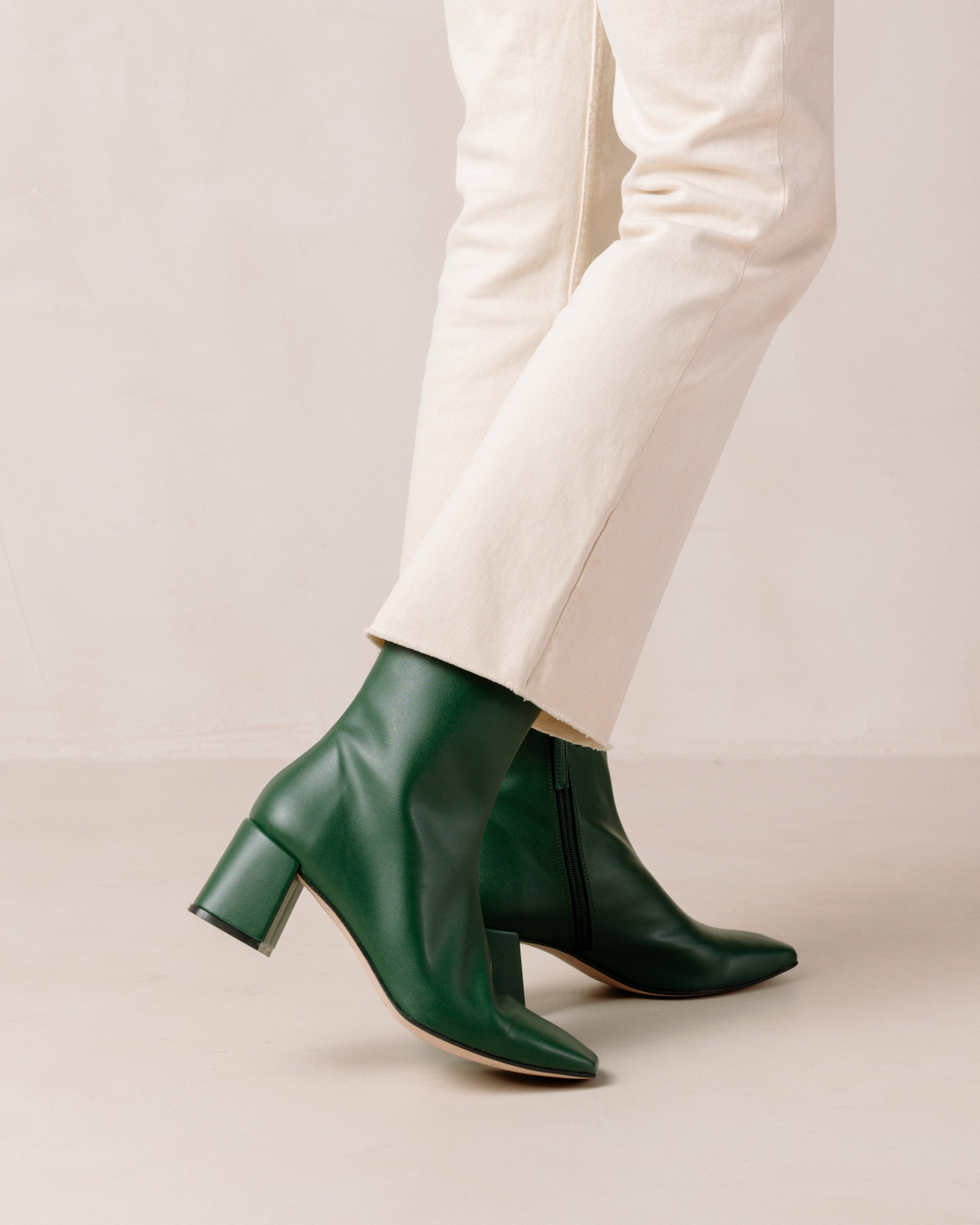 watercolor-cucumber-green-ankle-boots-svegan-658640_66ac5deb-99f1-4038-835e-b83640c4417c.jpg